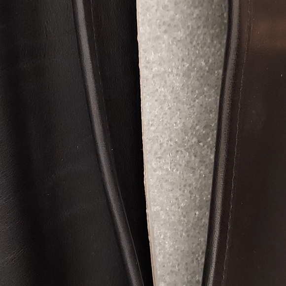 Coach. Vintage but like brand new coach brief case - Picture 3 of 3